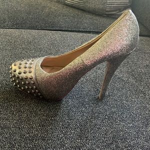 Sparkly studded shoes size 8.5